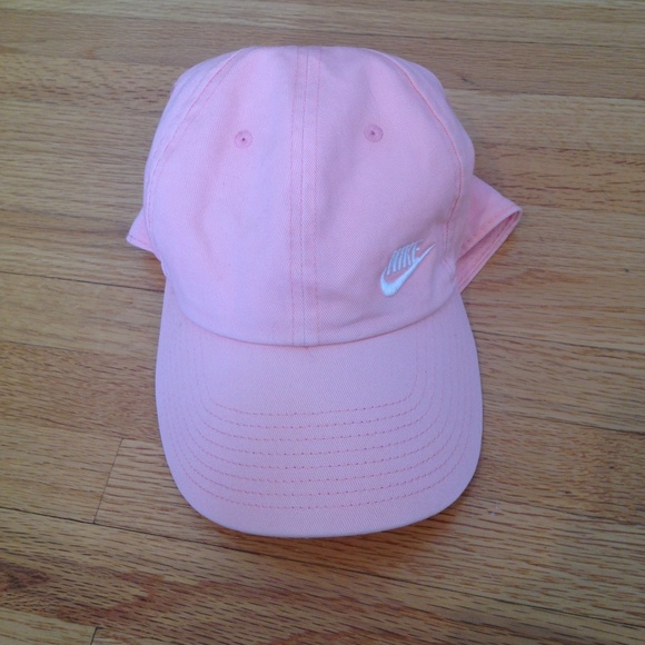 baby pink nike hat